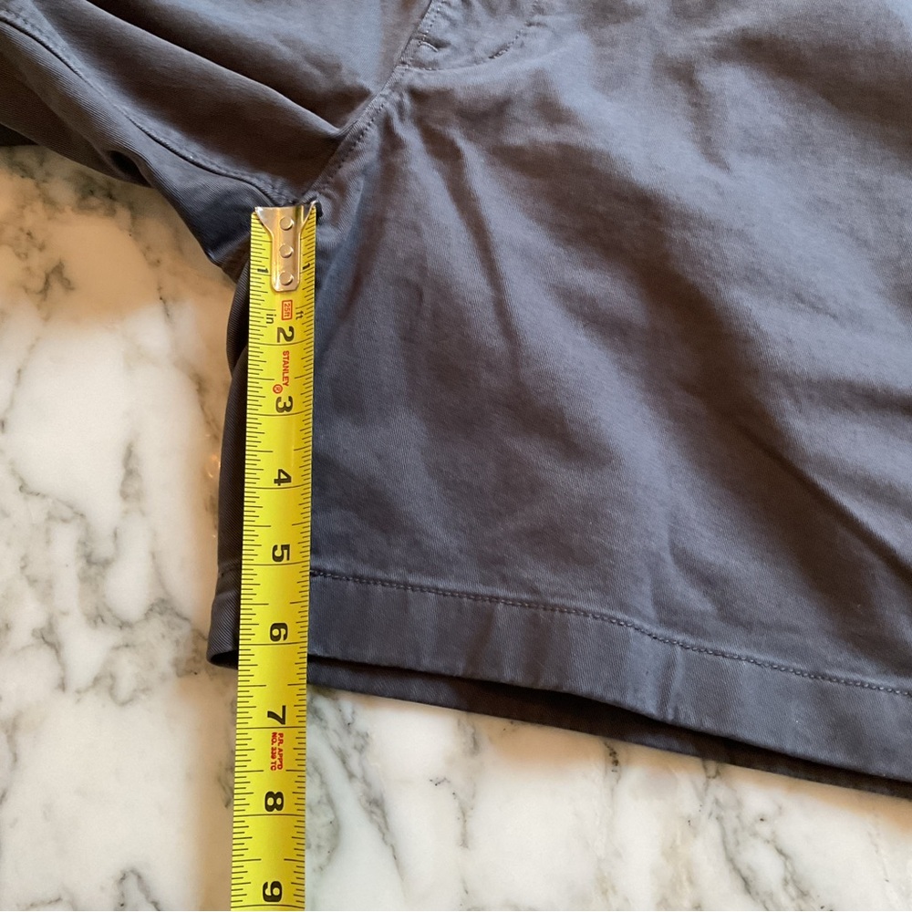 NWT Madewell Charcoal Grey Flat Front Chino Shorts Sz 32 - small flaw by belt - Picture 7 of 8